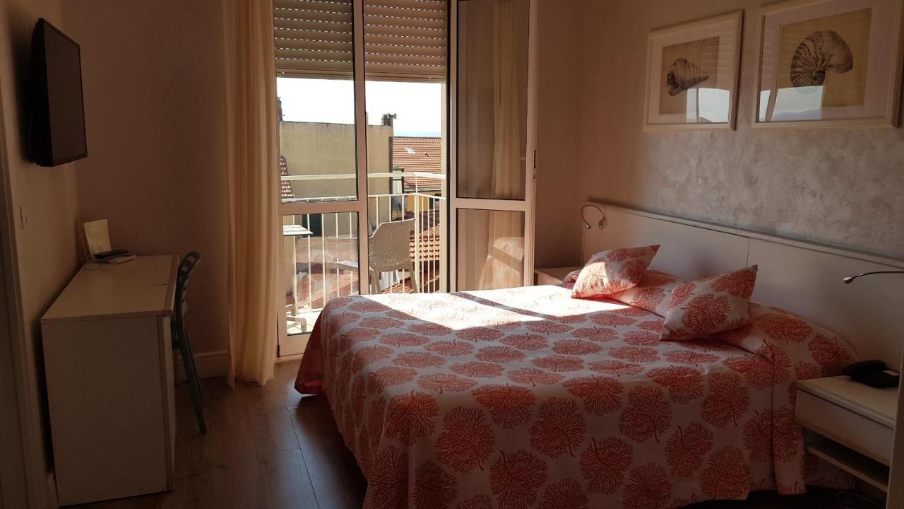 אלסיו Hotel Enrico מראה חיצוני תמונה