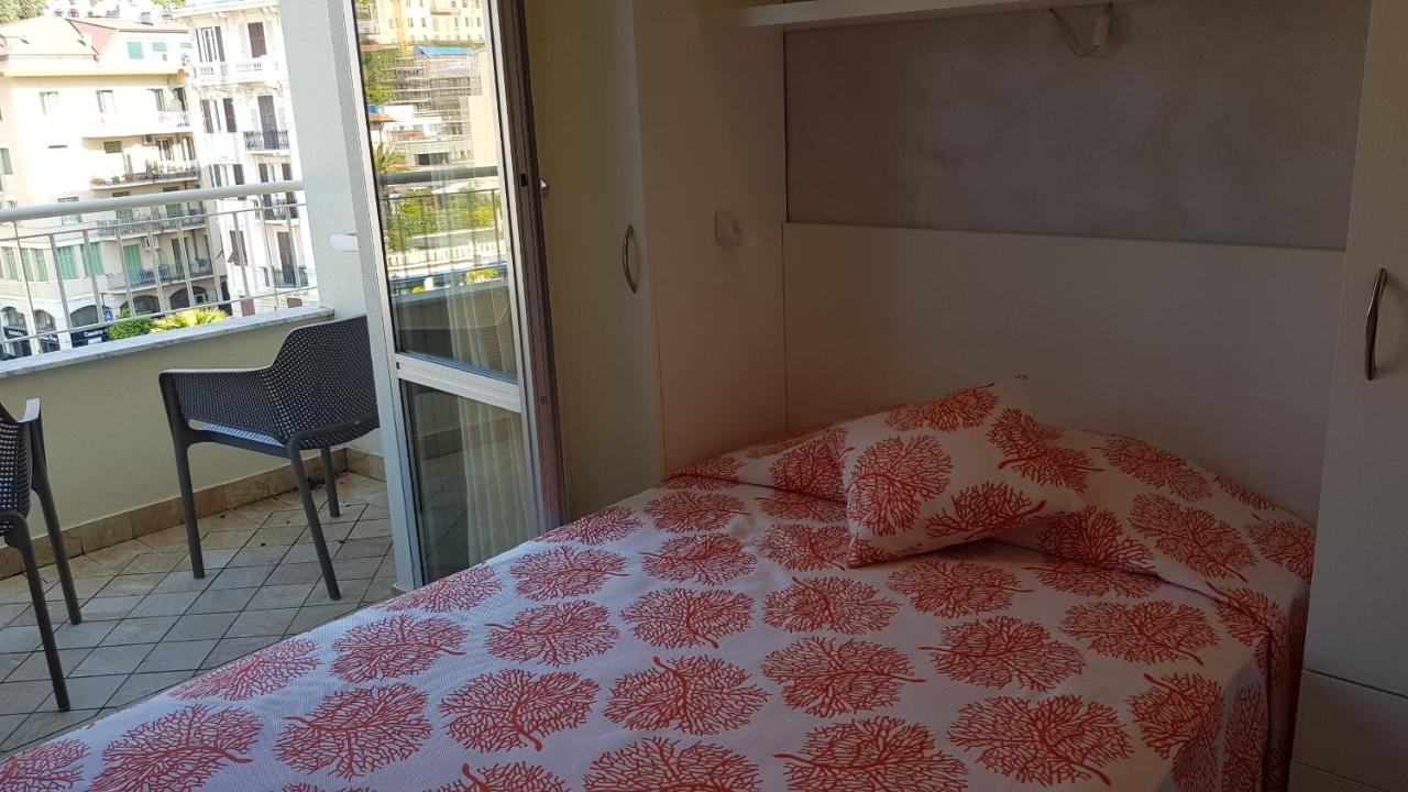 אלסיו Hotel Enrico מראה חיצוני תמונה