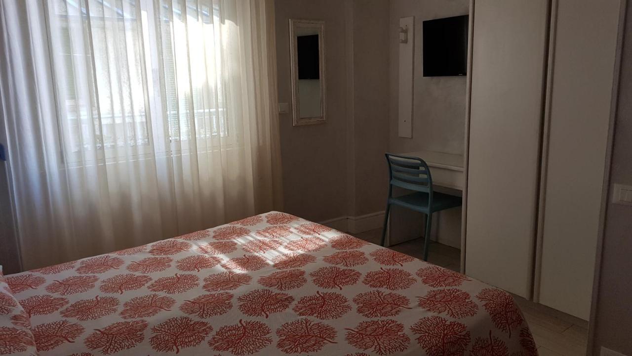 אלסיו Hotel Enrico מראה חיצוני תמונה