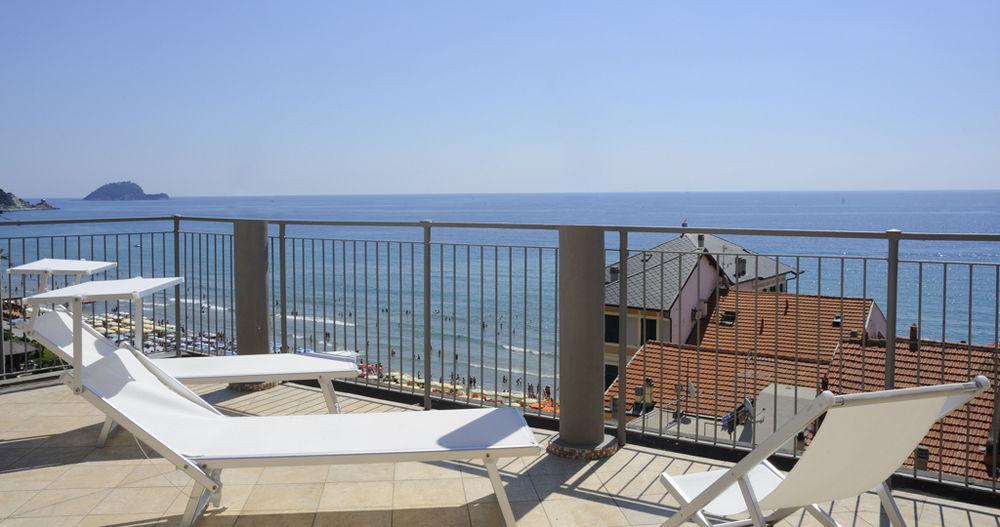 אלסיו Hotel Enrico מראה חיצוני תמונה