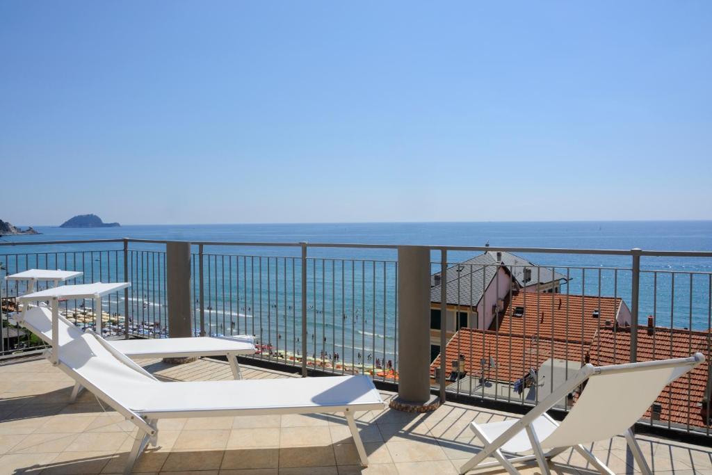 אלסיו Hotel Enrico מראה חיצוני תמונה